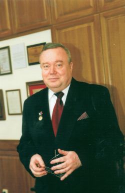 ректор ВолГМУ, академик РАМН В.И.Петров